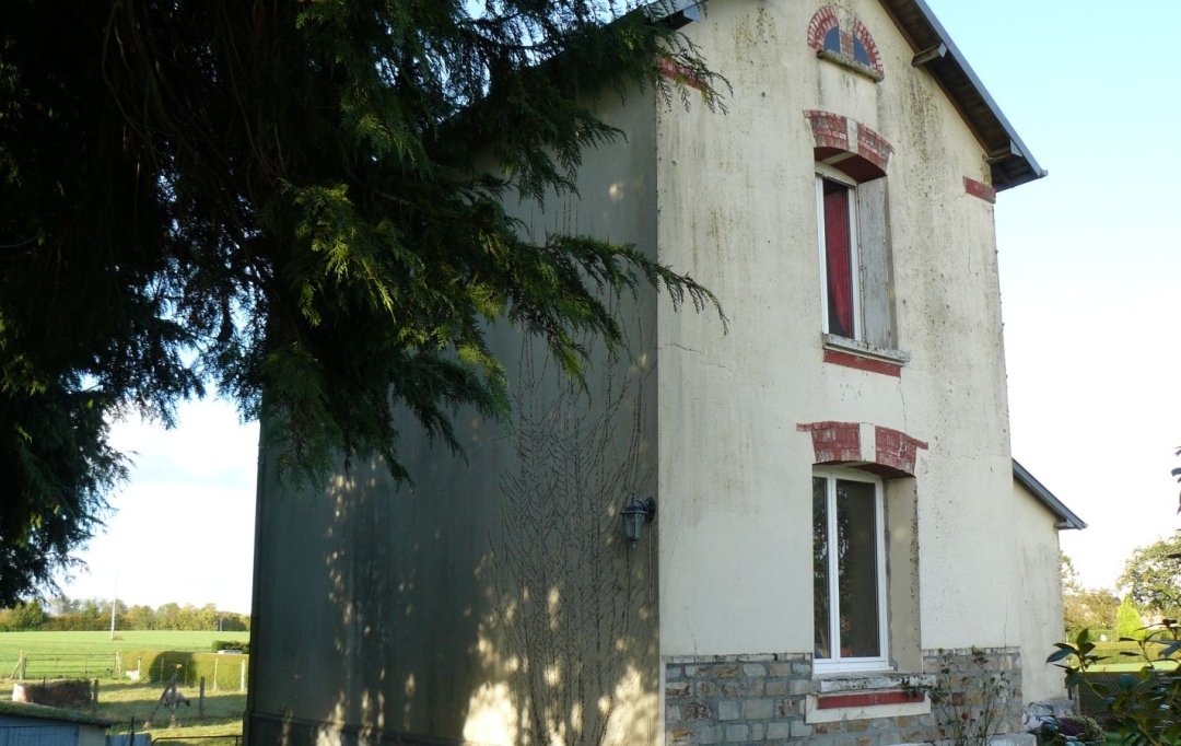 COEUR IMMOBILIER : Maison / Villa | SAINT-MARTIN-DES-BESACES (14350) | 100 m2 | 118 000 € 