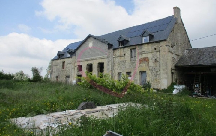 Domaine   SOULEUVRE-EN-BOCAGE  600 m2 282 000 € 